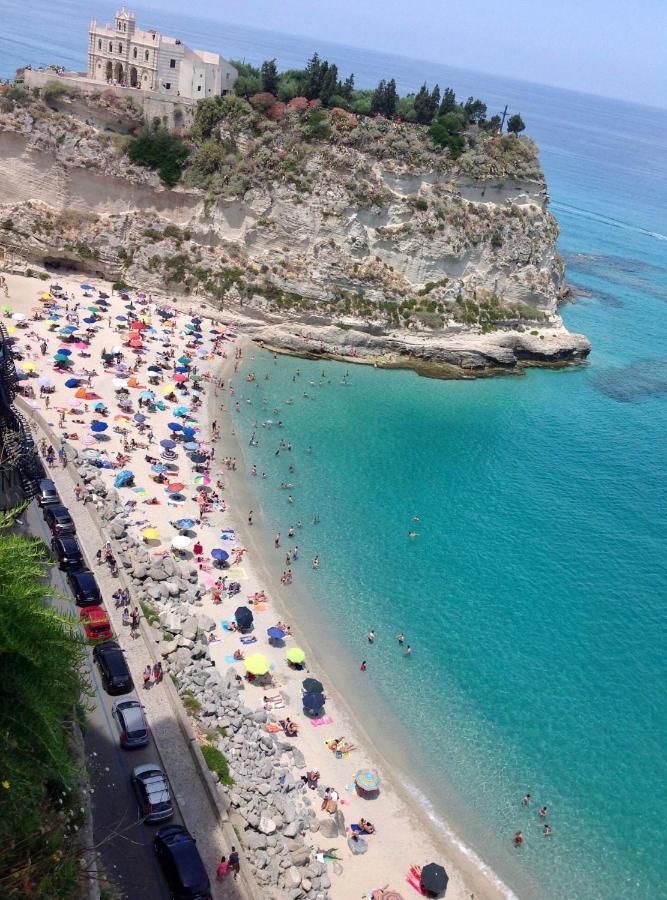 Residenza De Luca B&B Tropea Exteriör bild